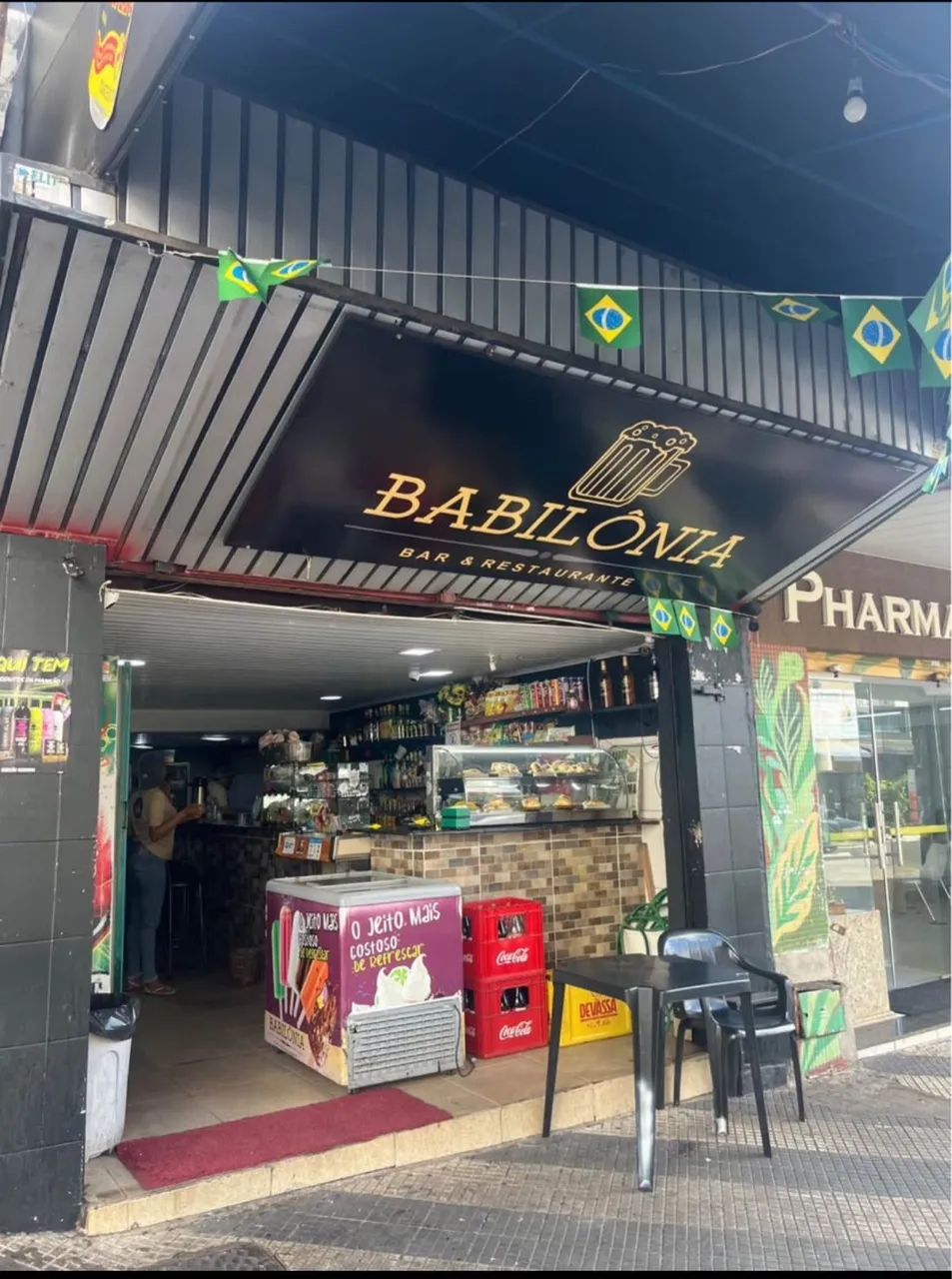 Vendo bar e lanchonete no centro de Goiânia 