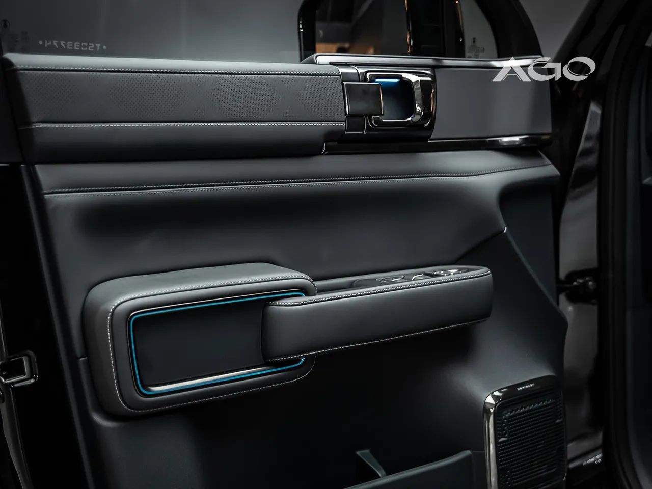 Denza B5 SUV híbrido plug-in, foto 14 de 20