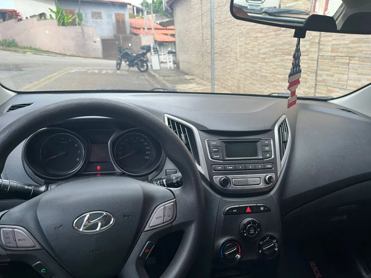 Hyundai HB20 Comf./c.plus/c.style 1.0 Flex 12V 2017 - Foto 5