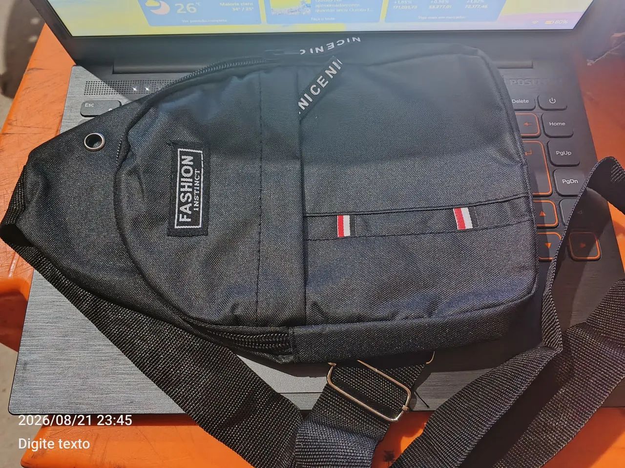 Mini mochila transversal  - Foto 2