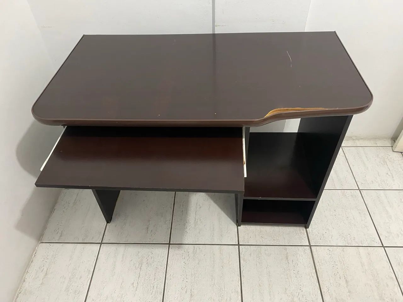 Mesa para Computador/Escritório com Bandeja para Teclado - Foto 4