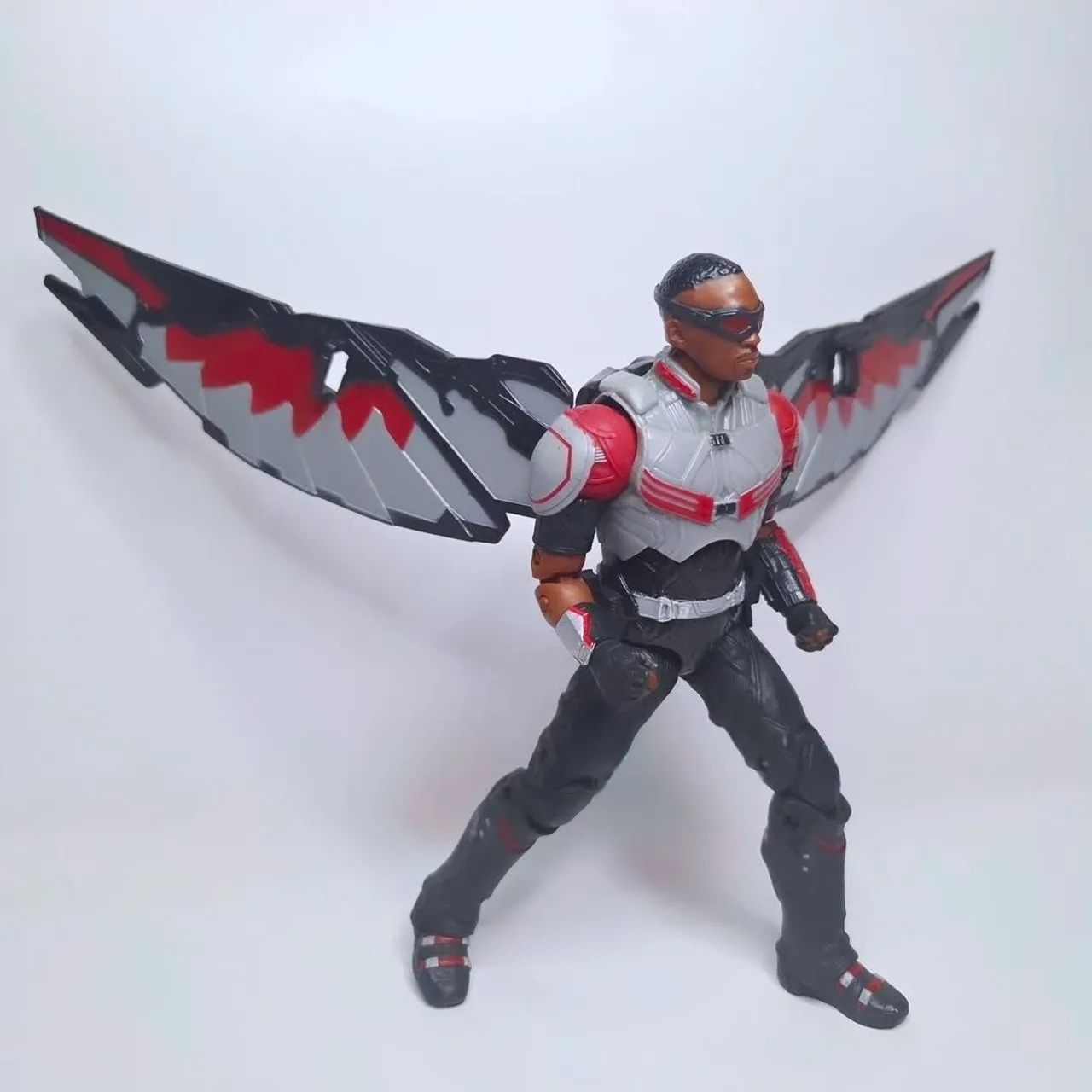 Falcão zd toys