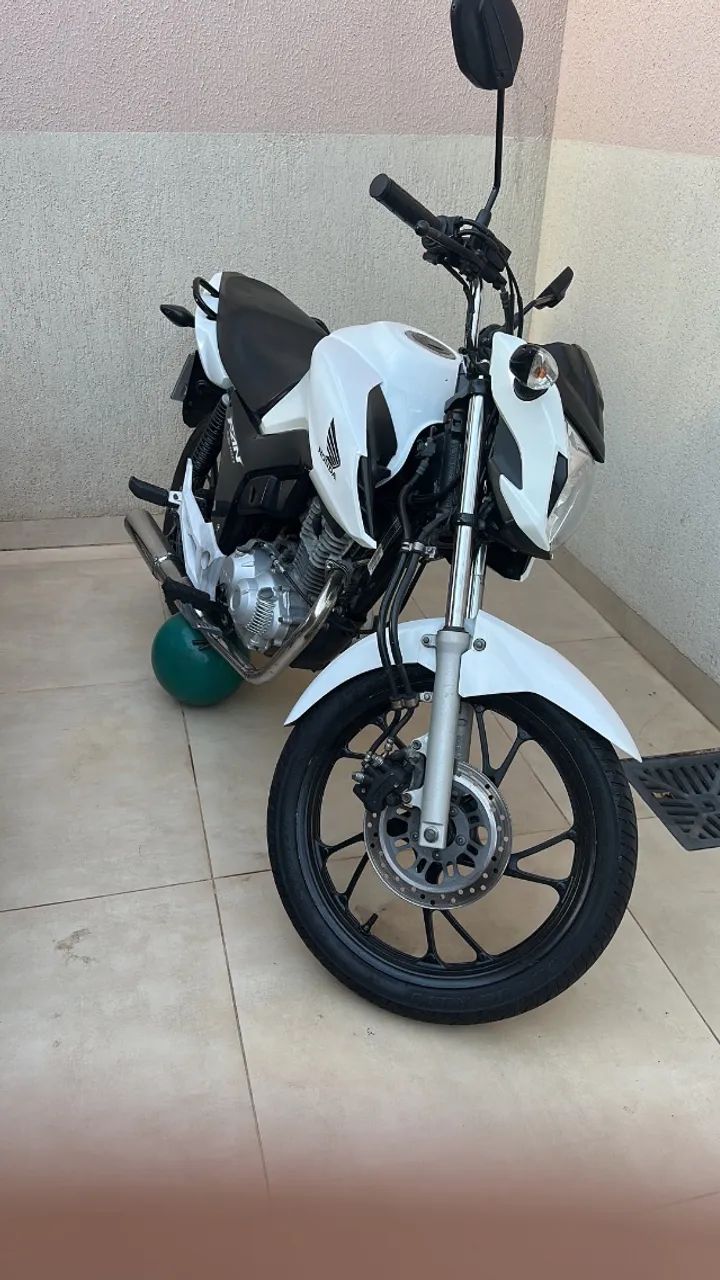 CG 160 em ótimo estado 