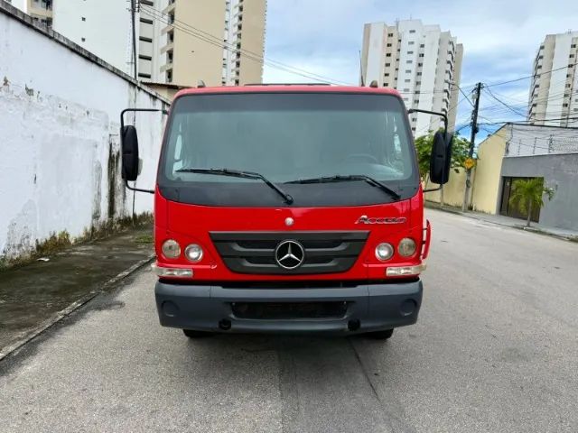 Mercedes Benz Accelo 815 2017 - Foto 2