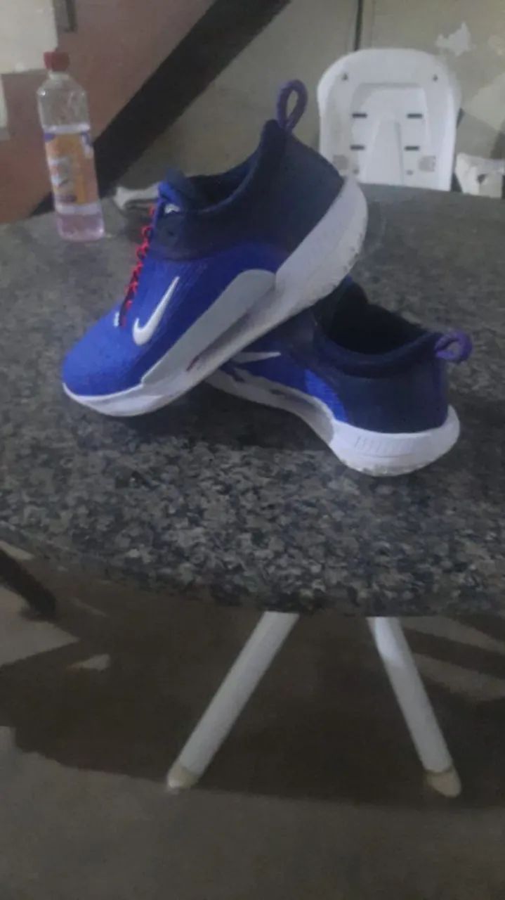 NIKE SHOW ORIGINAL