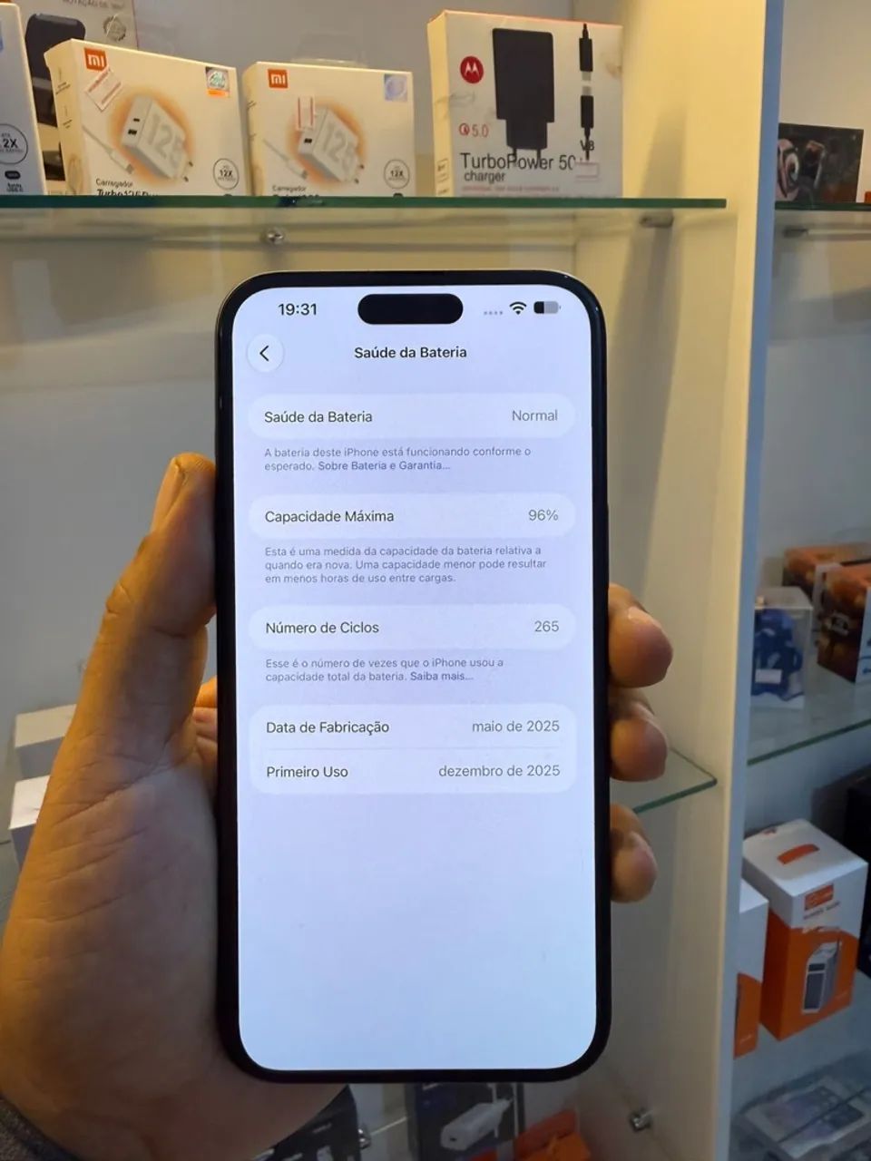 iPhone 16 plus 126 gb funcionando tudo perfeitamente bateria 96% - Foto 4