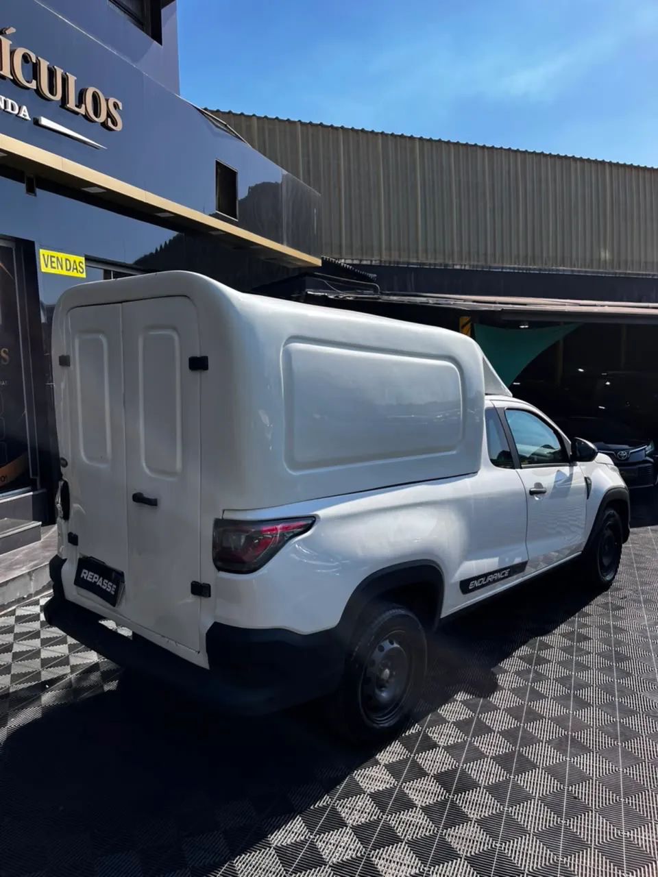 Fiat Strada Endurance 1.4 Flex 8V CS Plus 2022 - Foto 2