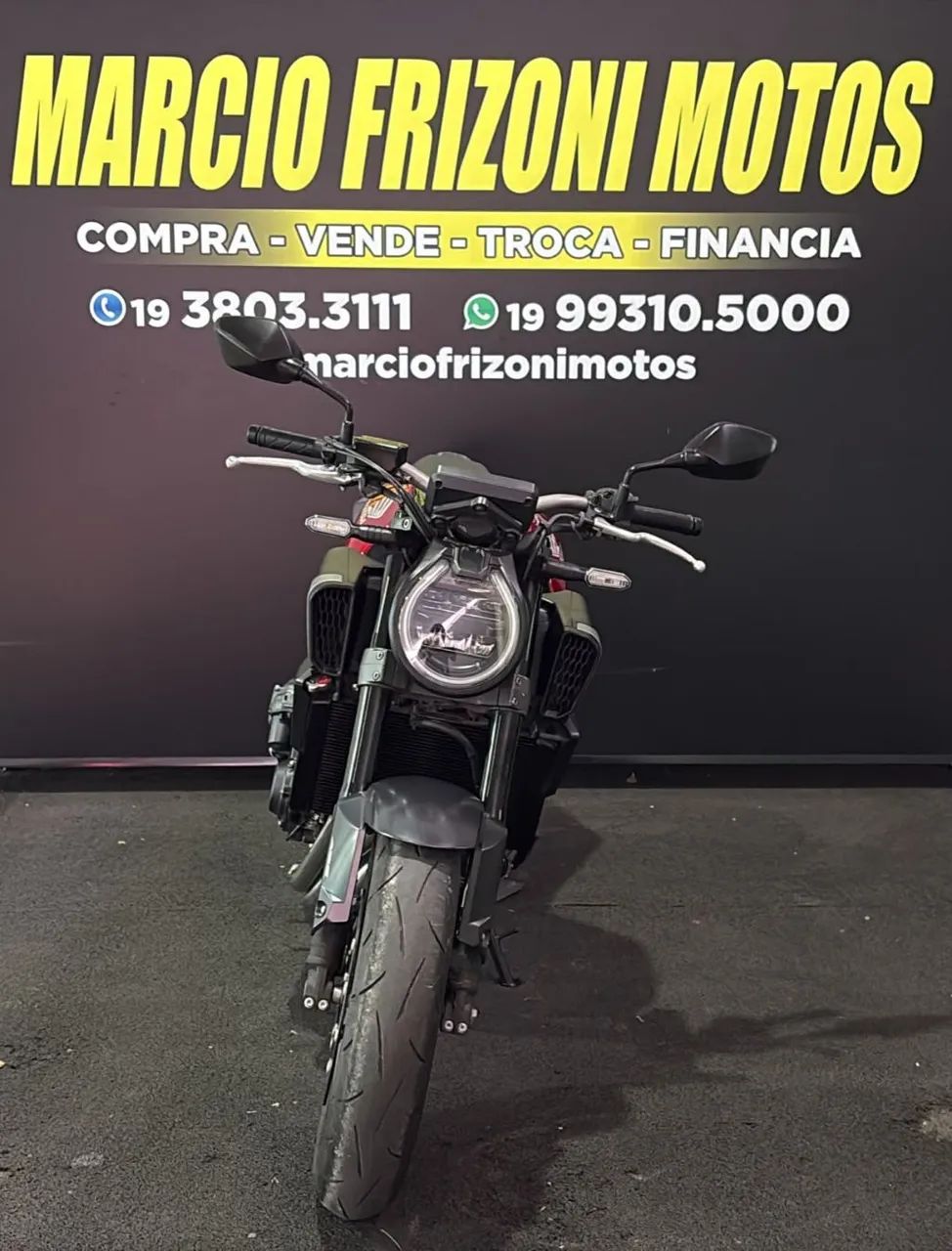 CB 650R E-Clutch - Foto 3