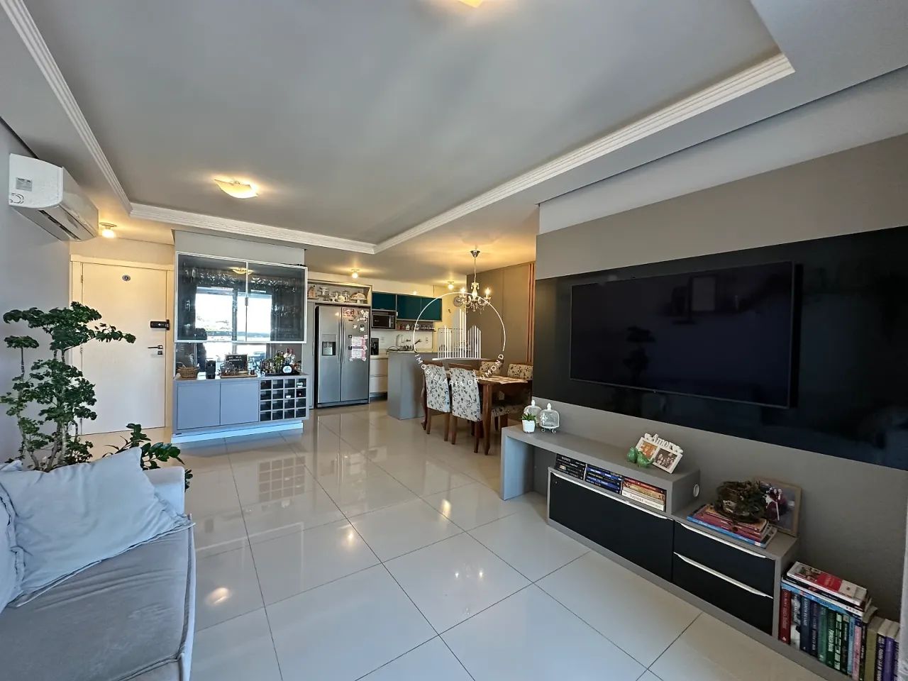 Apartamento 3 Quartos com 1 Suíte e 113m² - Praia Comprida - PLC - Foto 2