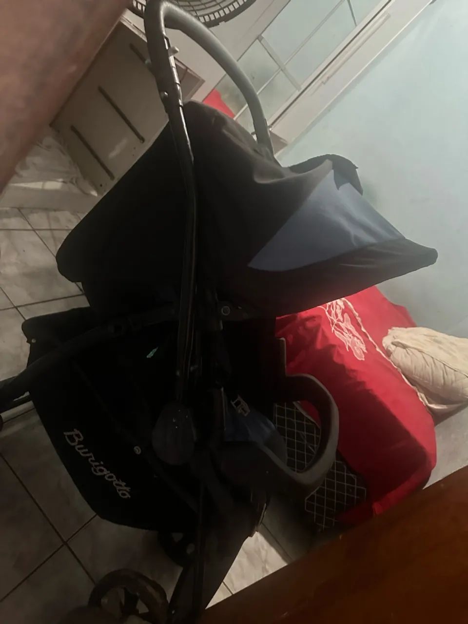 Vendo carrinho de bebê - Foto 3