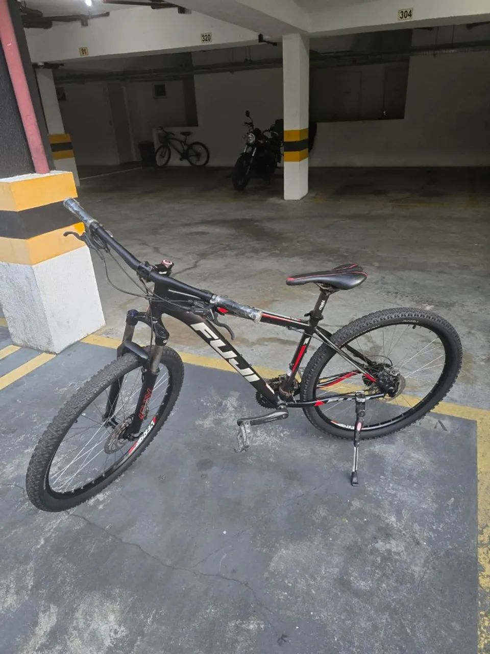 Bicicleta Fuji  - Foto 2