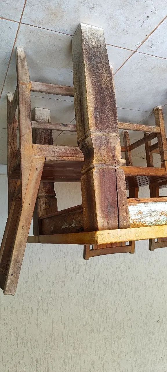 Conjunto mesa e cadeiras madeira de demolição COMPLETO! - Foto 3