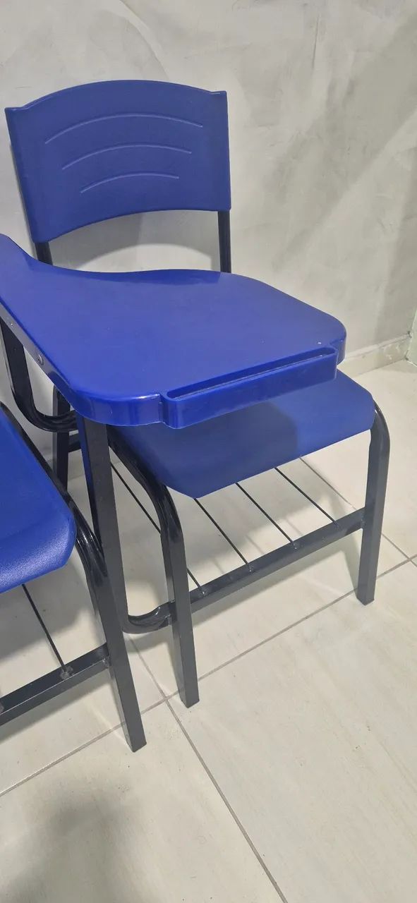 10 CADEIRAS UNIVERSITÁRIAS  - Foto 3
