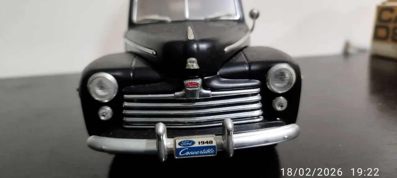 Miniatura Ford Convertible 1/18 - Foto 4