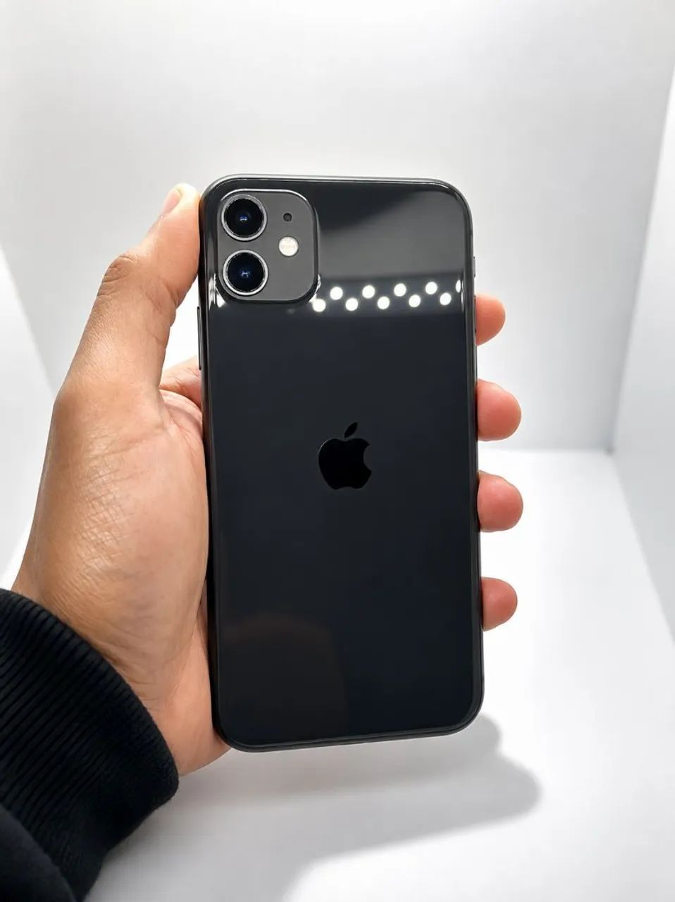 iPhone 11 64G 76% Saúde - Celulares e Smartphones - Velha