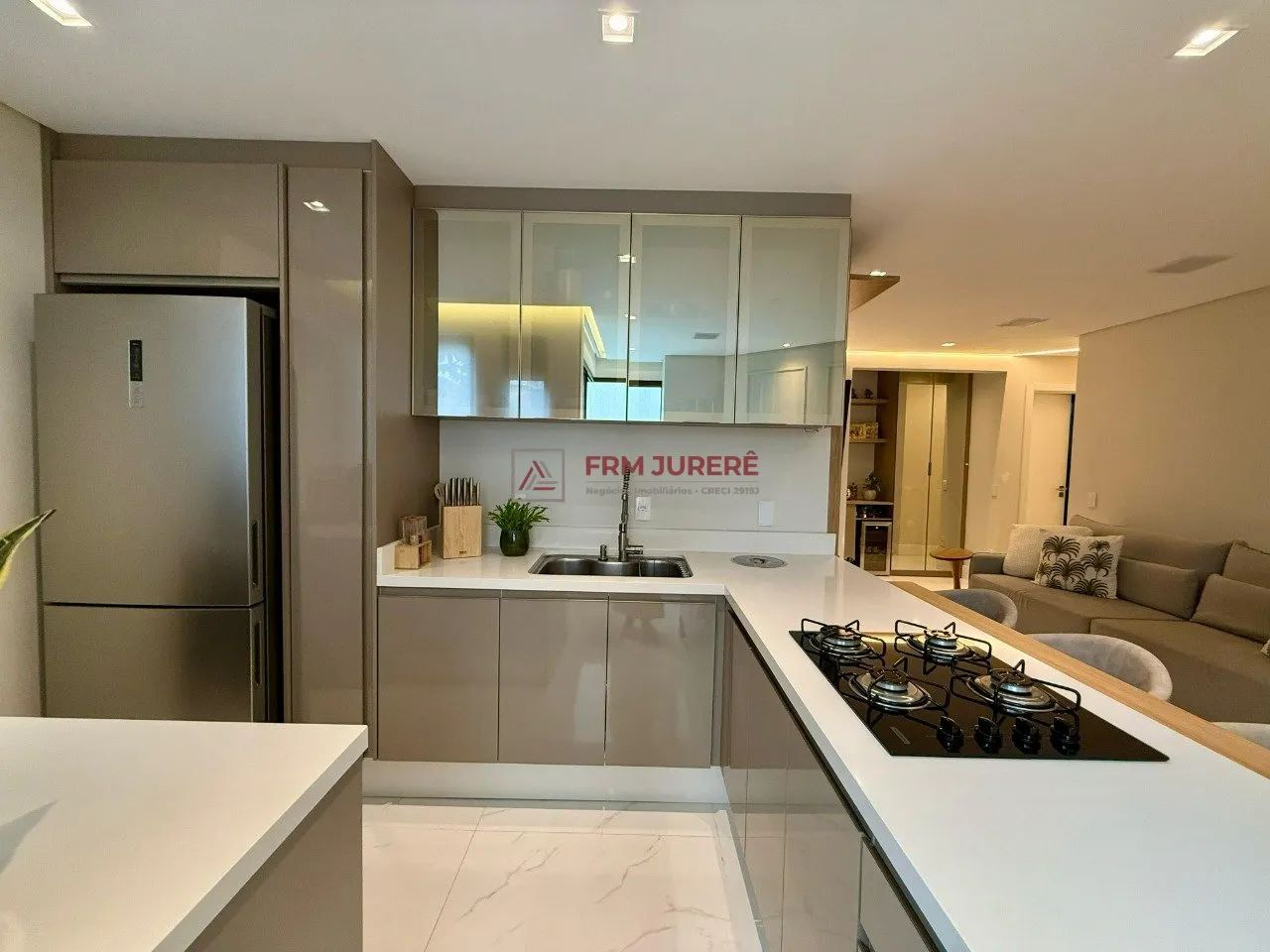 Apartamento com 2 quartos, sendo 1 suíte à venda, 63m² por R$ 1.380.000 - Edifício Residen - Foto 3