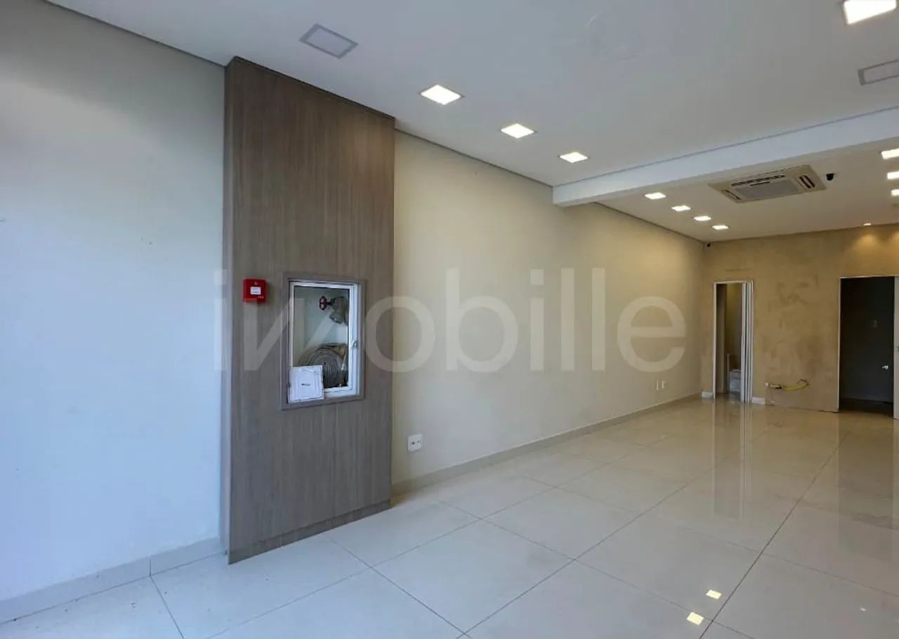 Sala comercial para locação anual no Edifício Solares da Brava na Praia Brava - Foto 3