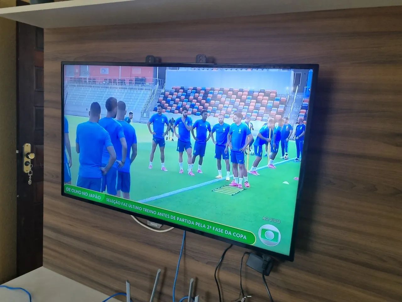 Vendo tv Philips 40 polegadas 
