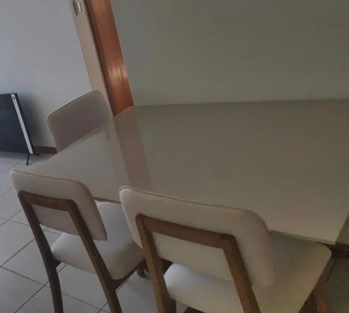 Mesa e cadeira  - Foto 2