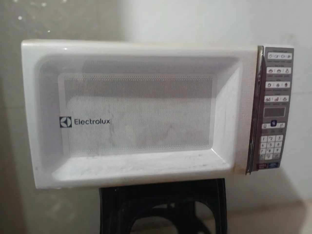 Micro-ondas em ótimo estado  - Foto 2