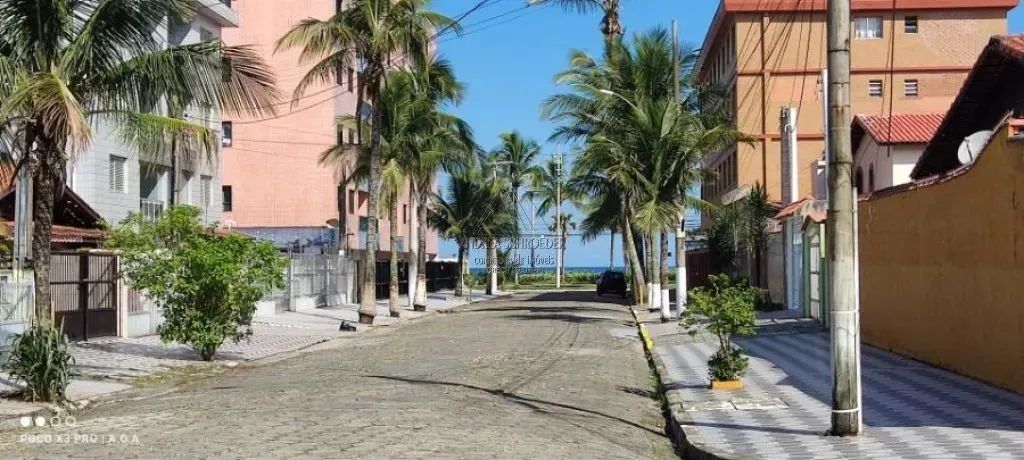 CASA GEMINADA ÓTIMA LOCALIZAÇAO, A 1 QUADRA DA PRAIA, BAIRRO JD REAL, - Foto 4