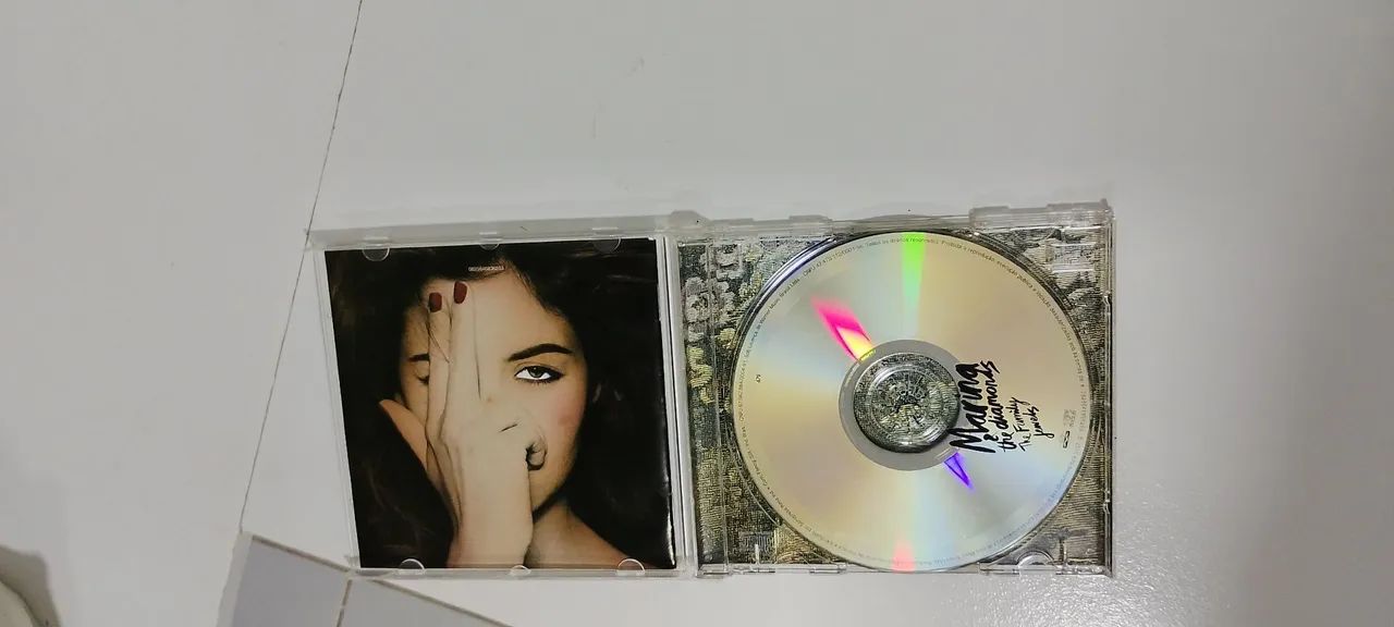 Marina and the diamonds 2 discos  - Foto 3