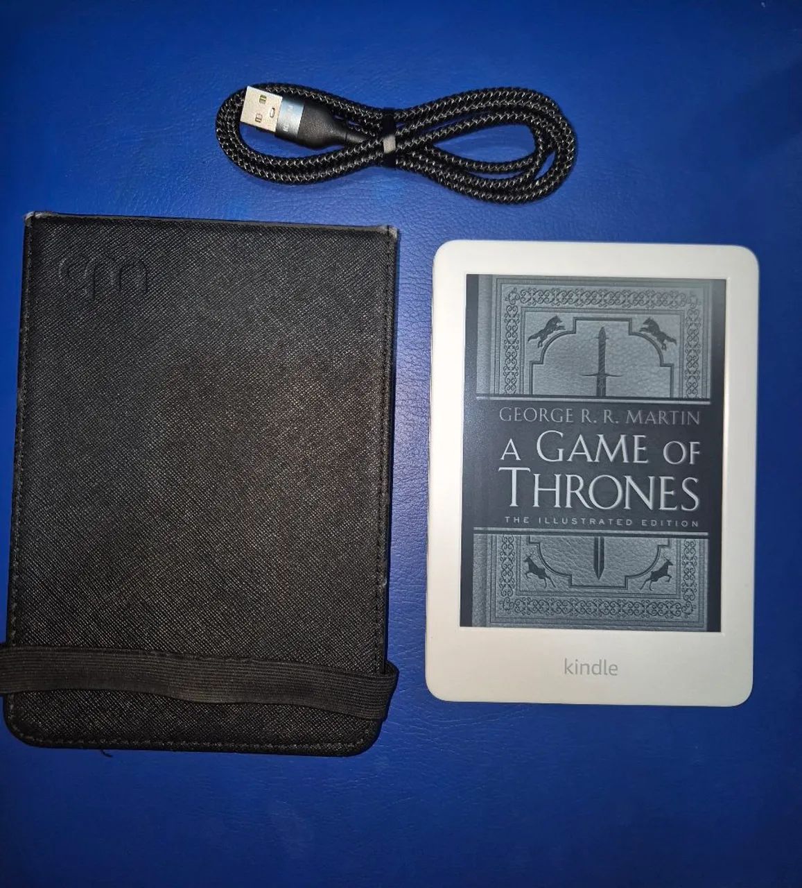 Kindle 10 Geração/ Usado com capa e cabo