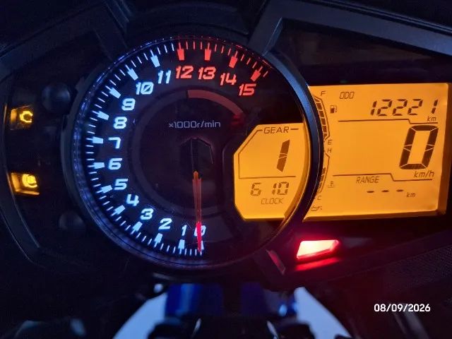 Versys300 Tourer 2025 - Foto 4