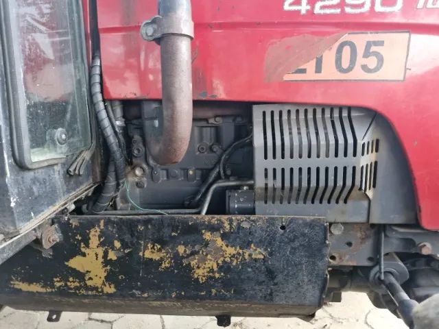 Trator Massey Ferguson - Foto 3
