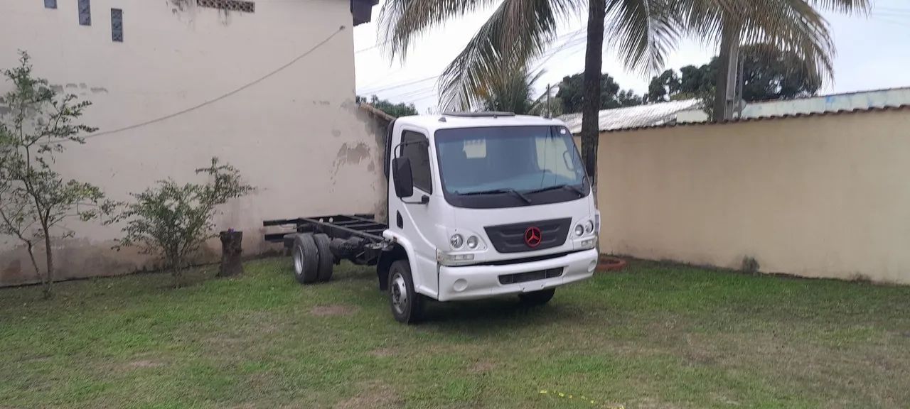 MB accelo 915c - Foto 3