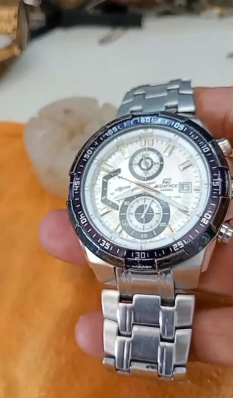 Relógio Casio Masculino Edifice Cronógrafo EFR-539D Aço Inox Prata