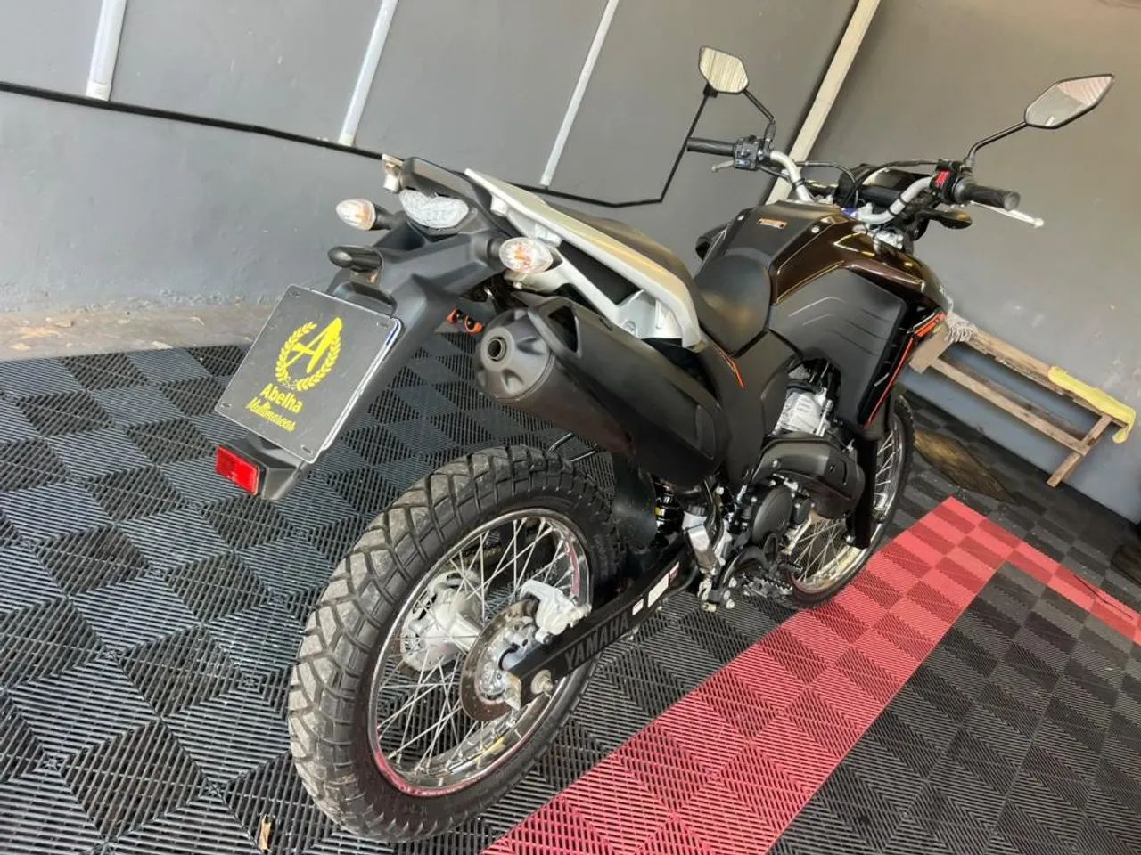 XTZ 250 LANDER CONNECTED - Foto 4