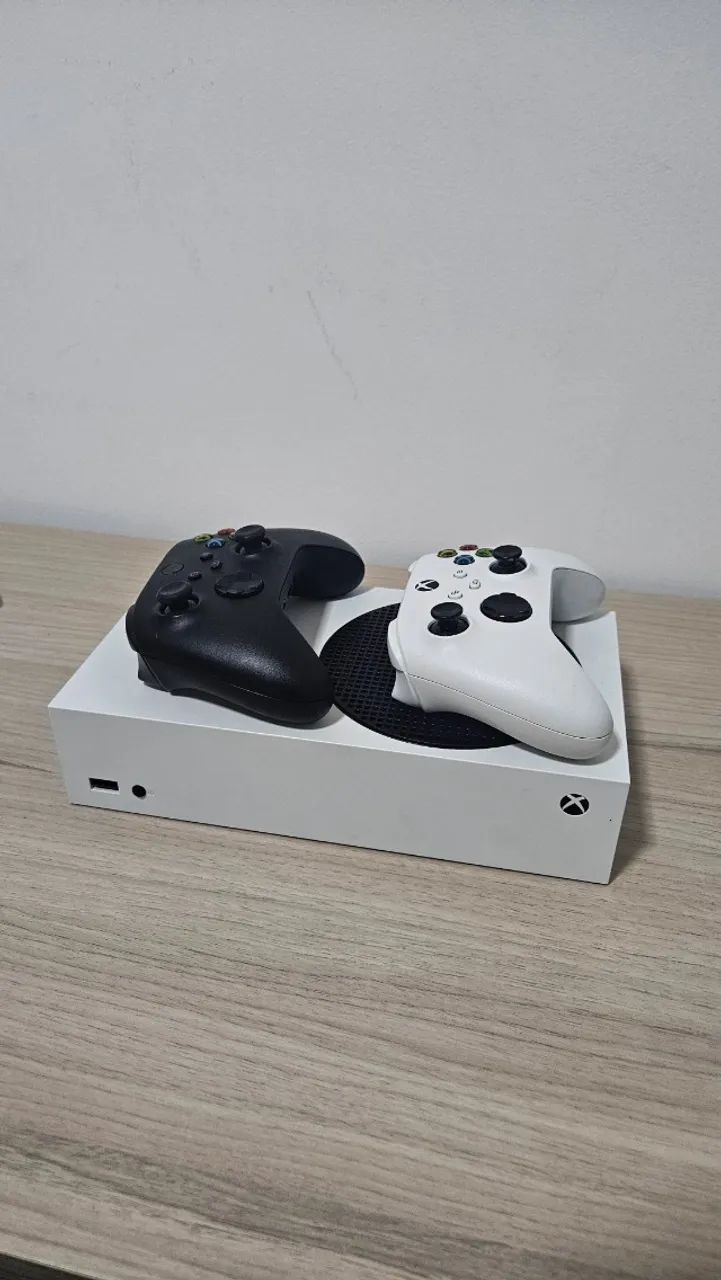Xbox Series S + Controles