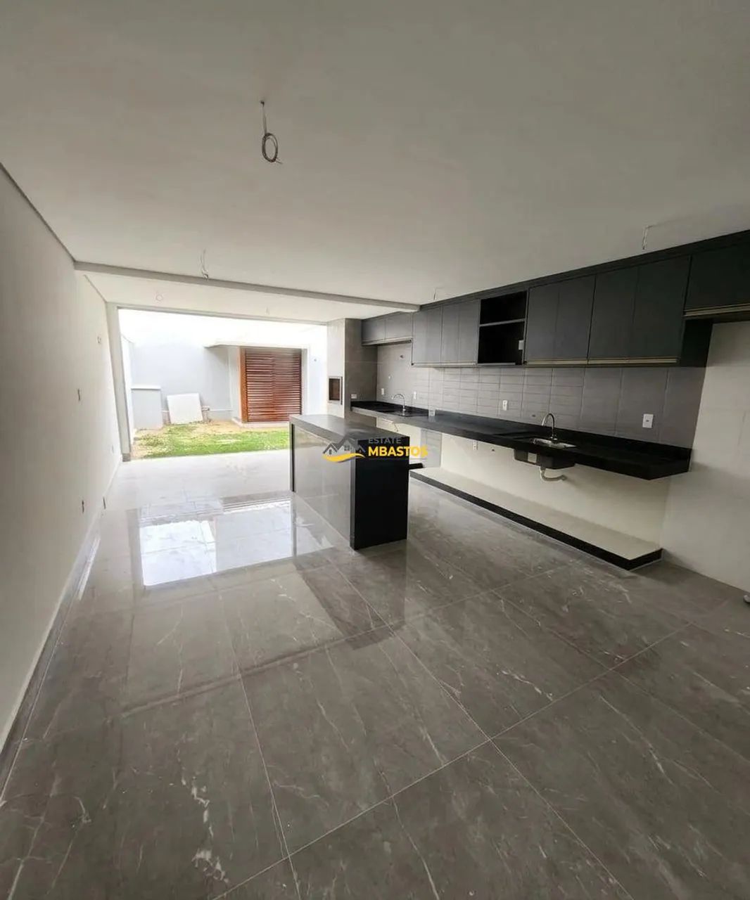 Casa geminada duplex à venda com 131 m² e 3 quartos no Santa Amélia em Belo Horizonte REF: - Foto 2