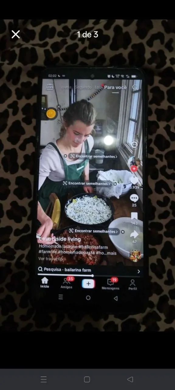 Vendo Celular em ótimo estado, sem avarias. 