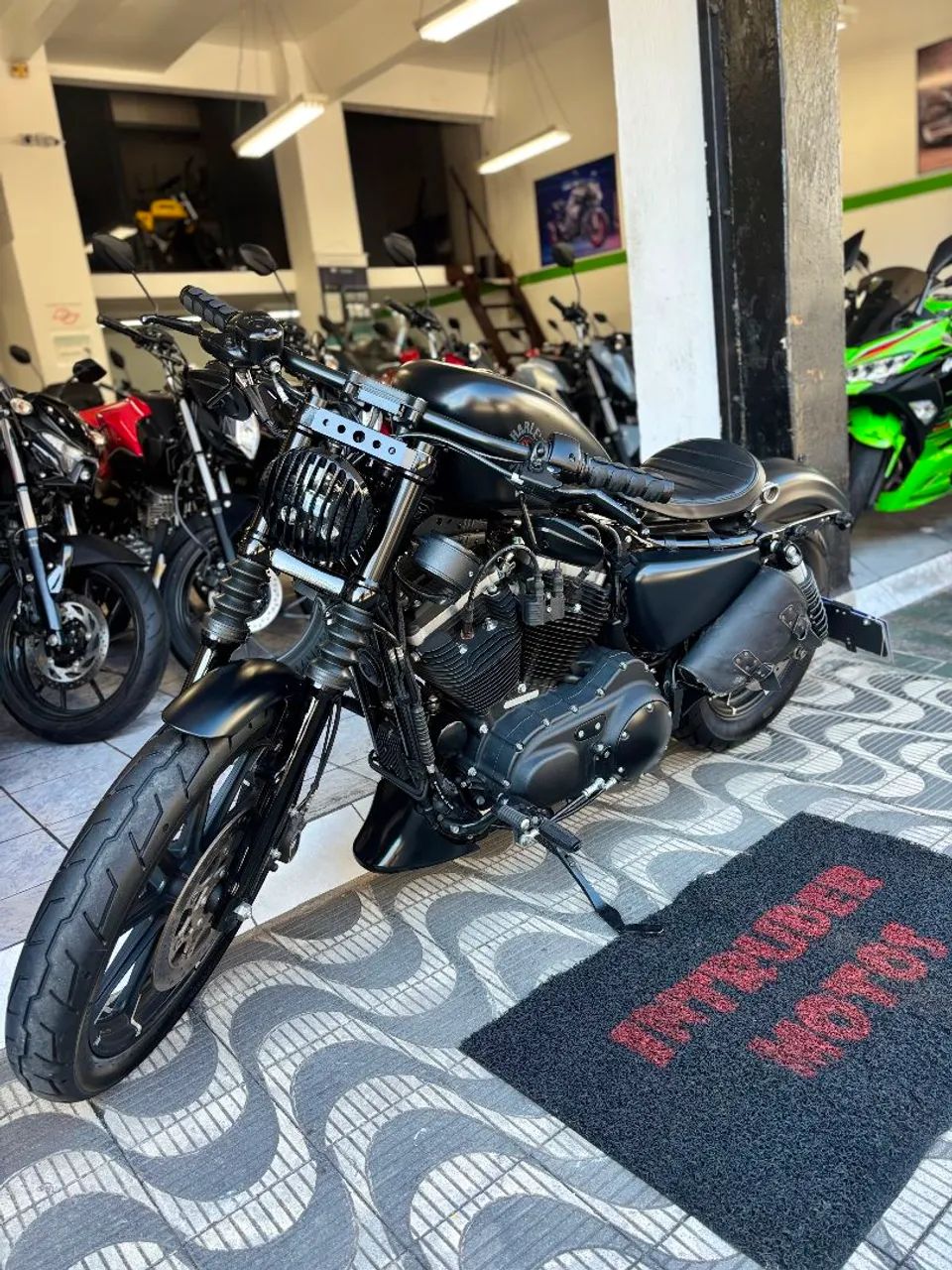 Harley Davidson 883 - Foto 3