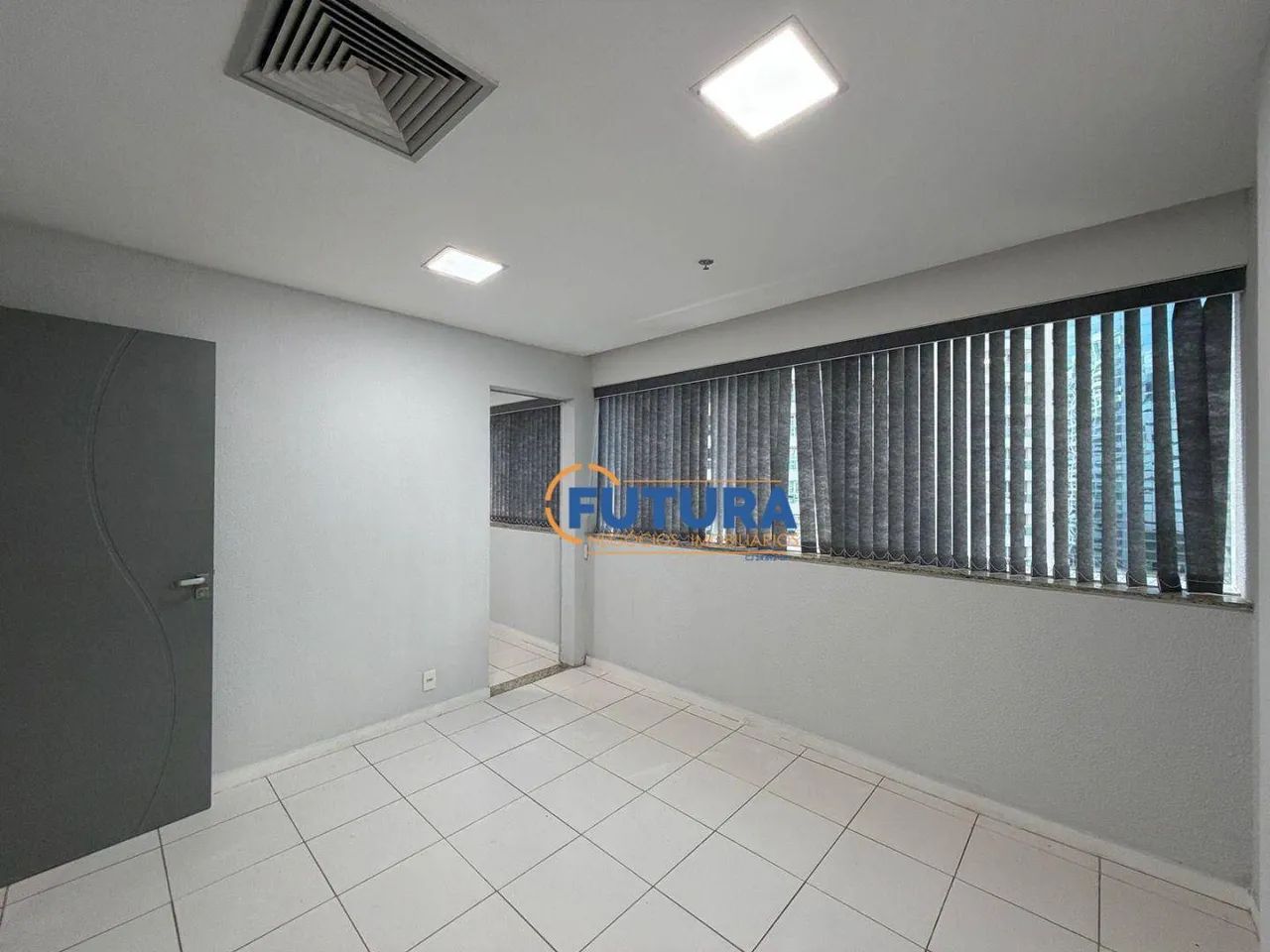 Sala comercial com 56M2, Ed. Le Quartier Asa Norte - Foto 5