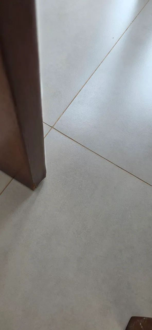 Mesa Usada em bom estado65573825035393125