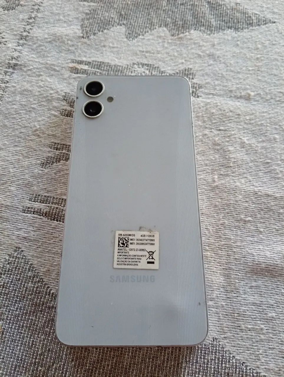 Vendo celular Samsung 