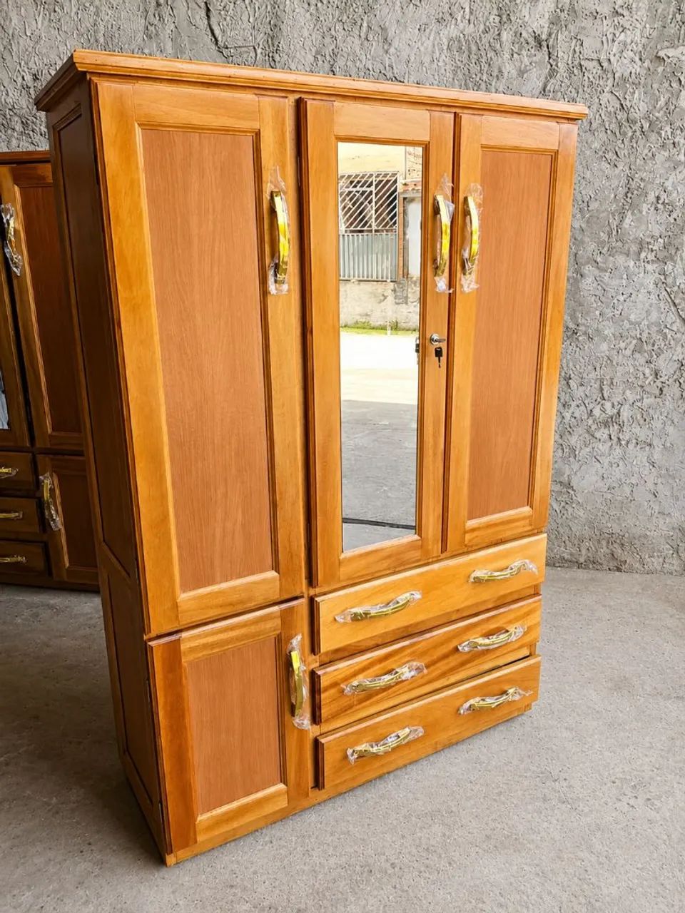 Guarda roupa de 3 portas novo frete grátis. - Foto 2