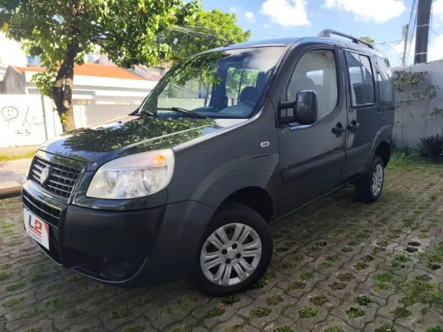 Fiat Doblo Doblo HLX 1.8 mpi Flex 5p 2011