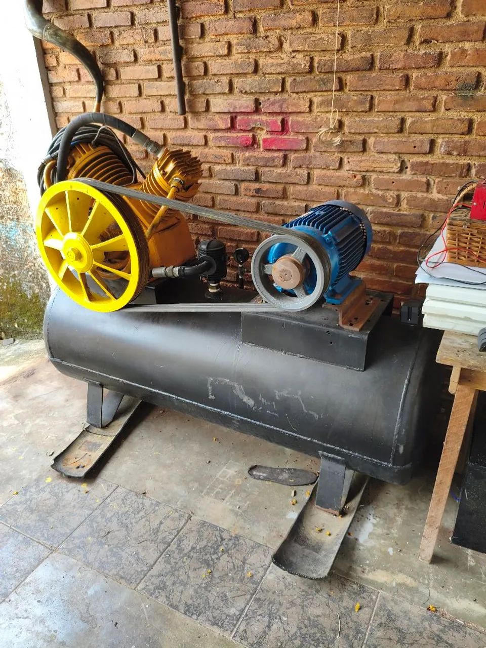 Compressor Schulz 60 Pés / 15 CV / Tanque ~425L