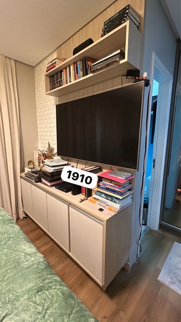 Rack com bancada e armários