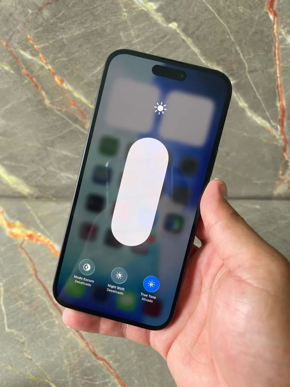 iPhone 15 Plus - 128GB (chip virtual)