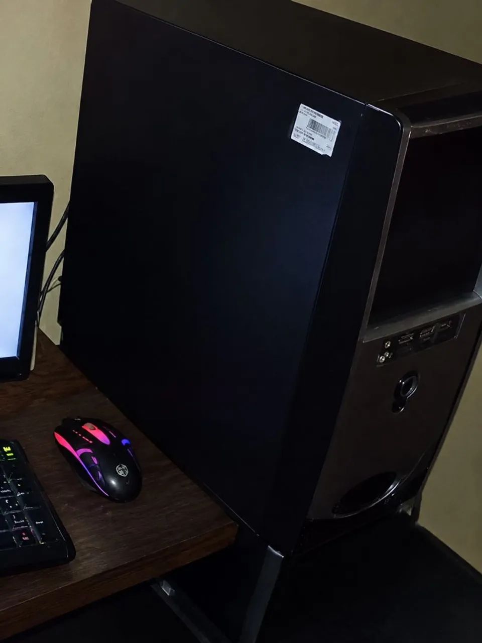 Computador básico para estudo trabalho e jogos básicos leves