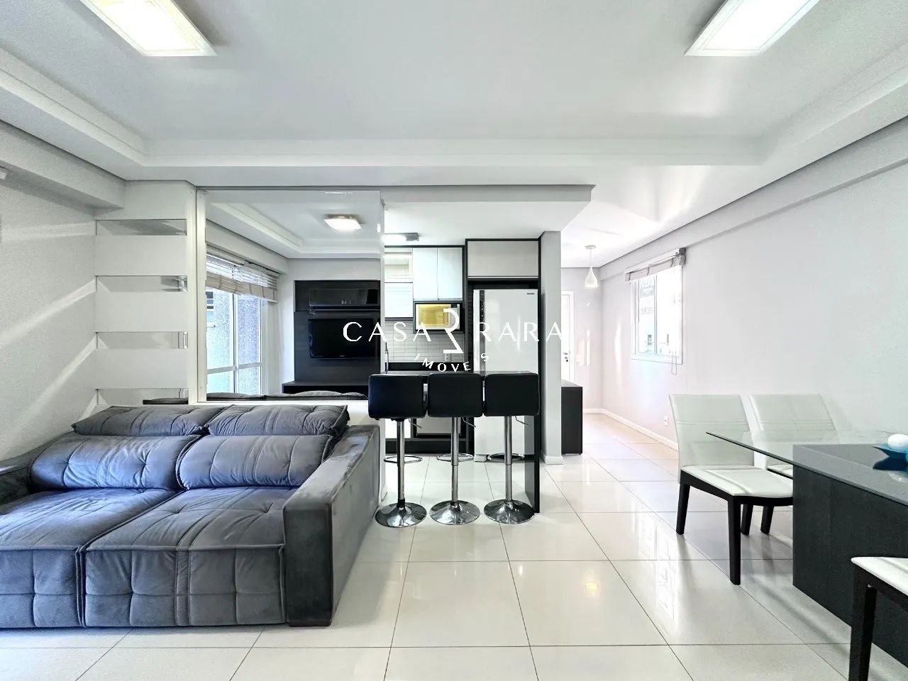 Apartamento 2 dormitórios (1 suíte) e 2 vagas - Agronômica - Foto 2