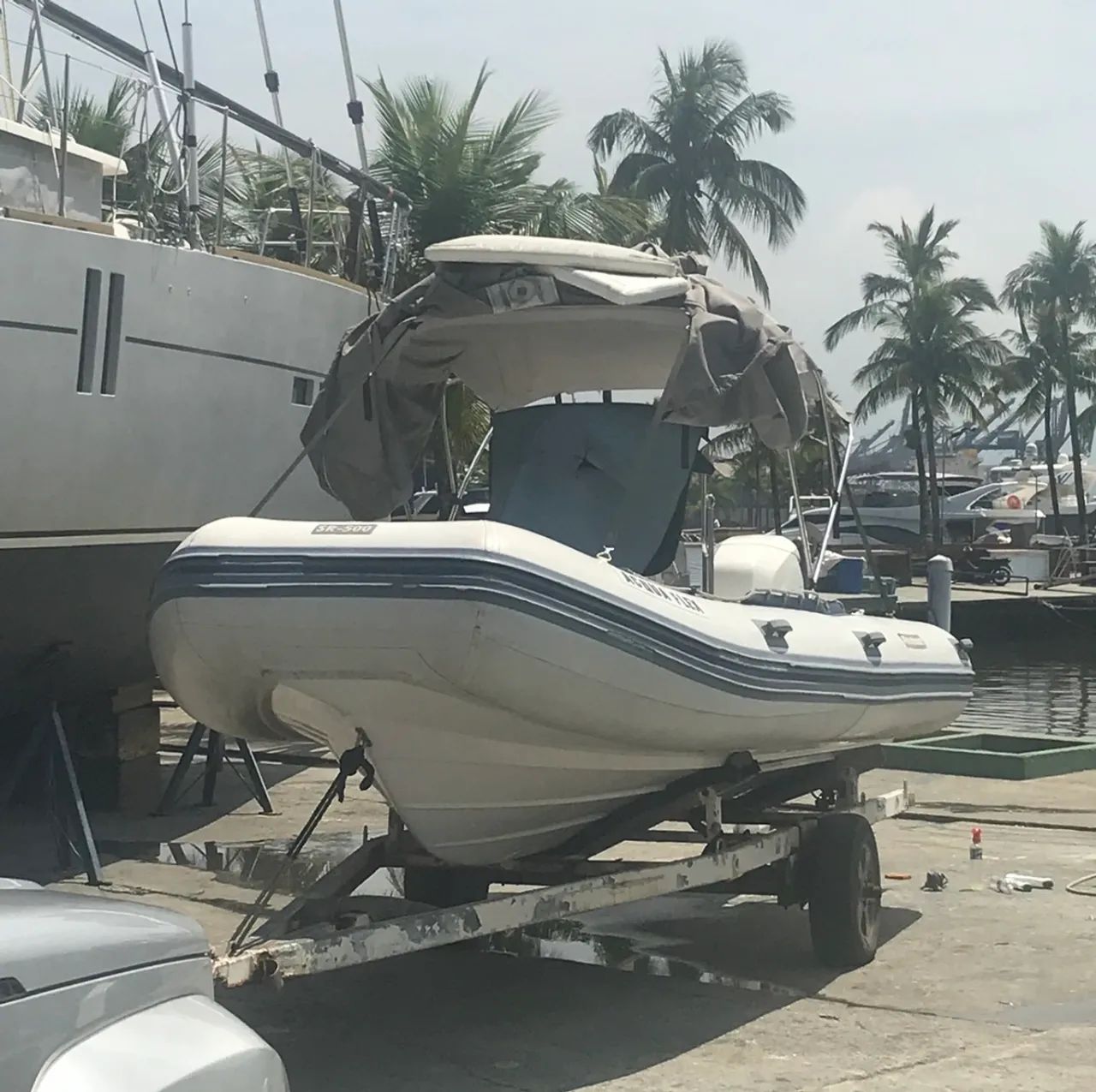 Bote Flexboat SR500 e Evinrude 150hp - Foto 5