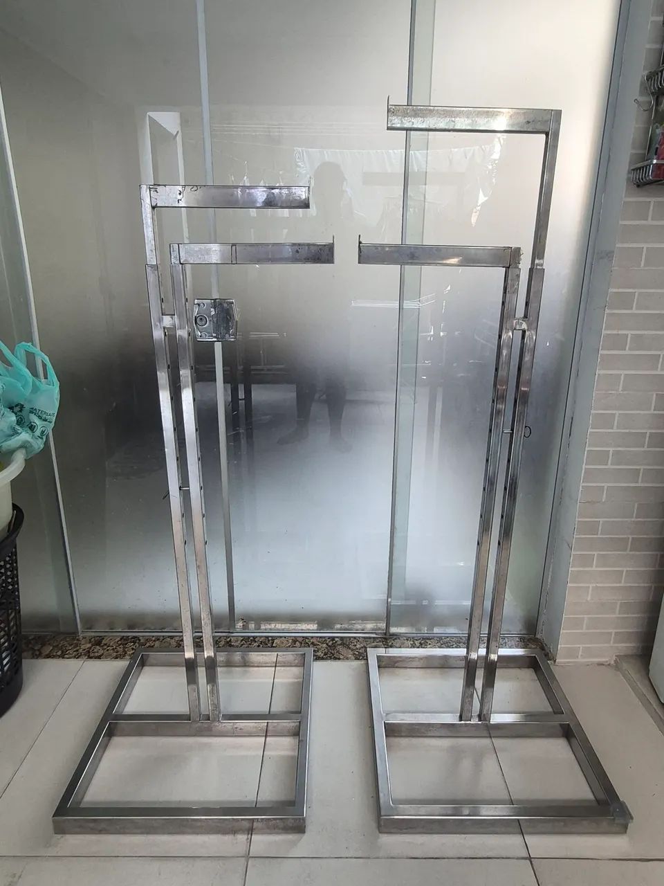 Arara de metal inox