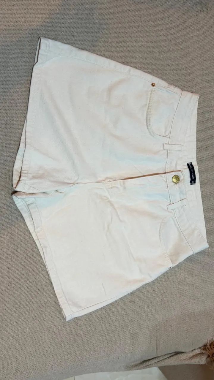 Short Branco 