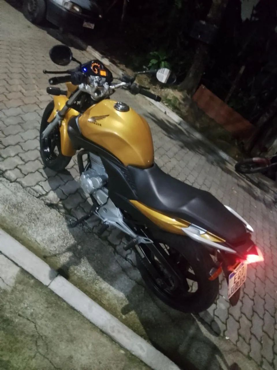 Cb 300 - Foto 4